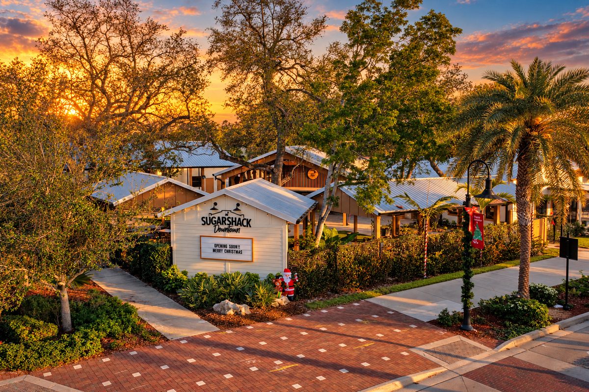 Sugarshack Downtown in Bonita Springs at sunset